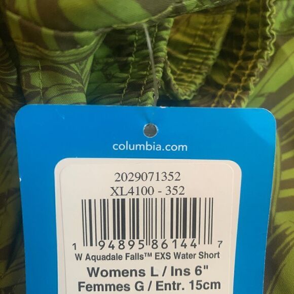Columbia woman’s green shorts size L regular fit - Picture 3 of 5